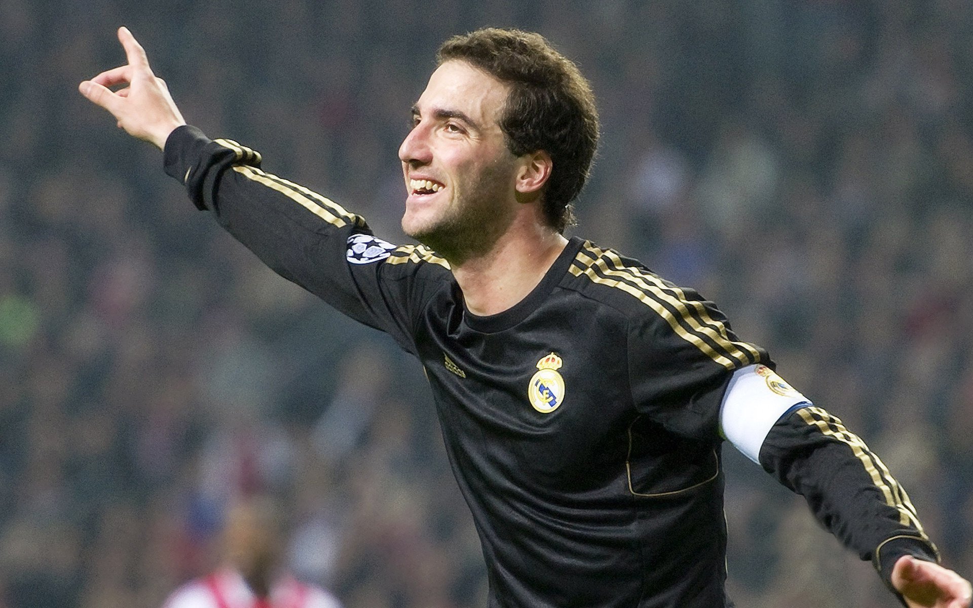 “青少年足球赛场上涌现许多新星，未来可期”，2021年有哪些青少年足球比赛