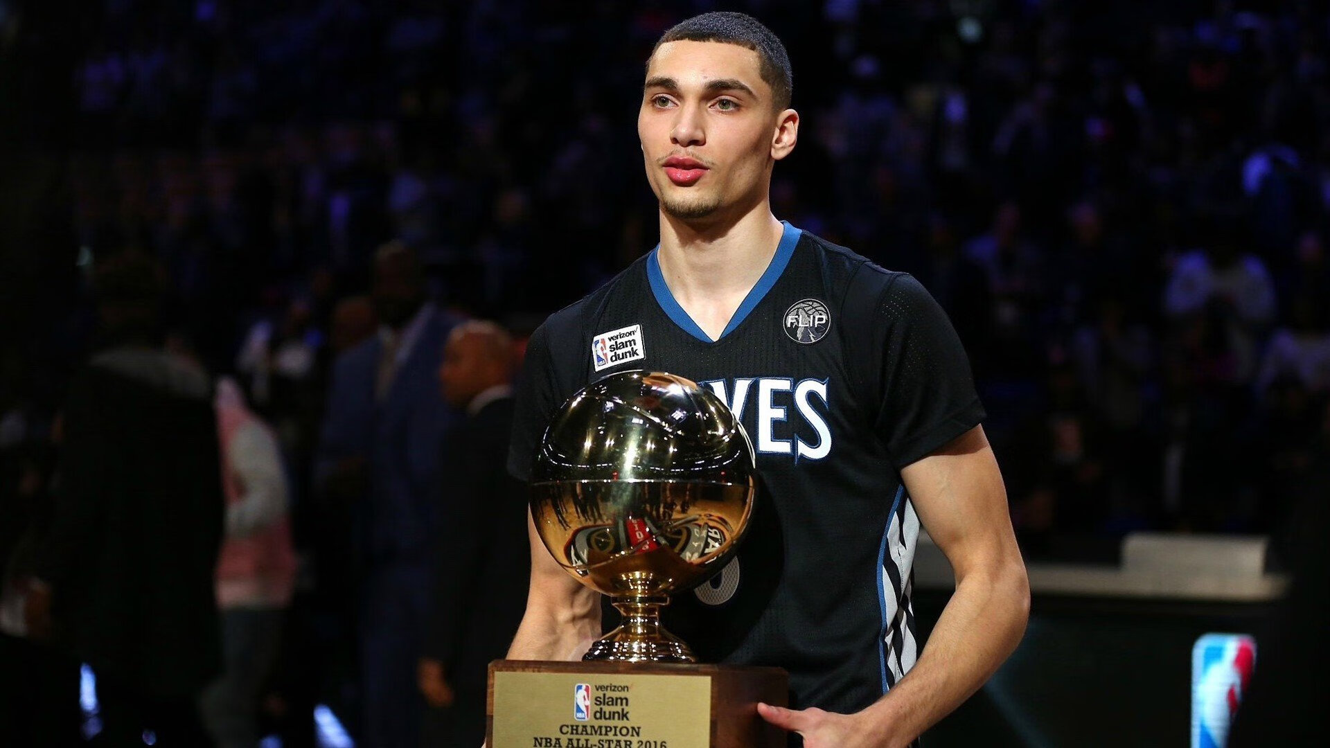 历史脚步：那些永载记忆的NBA经典瞬间，经典回顾nba