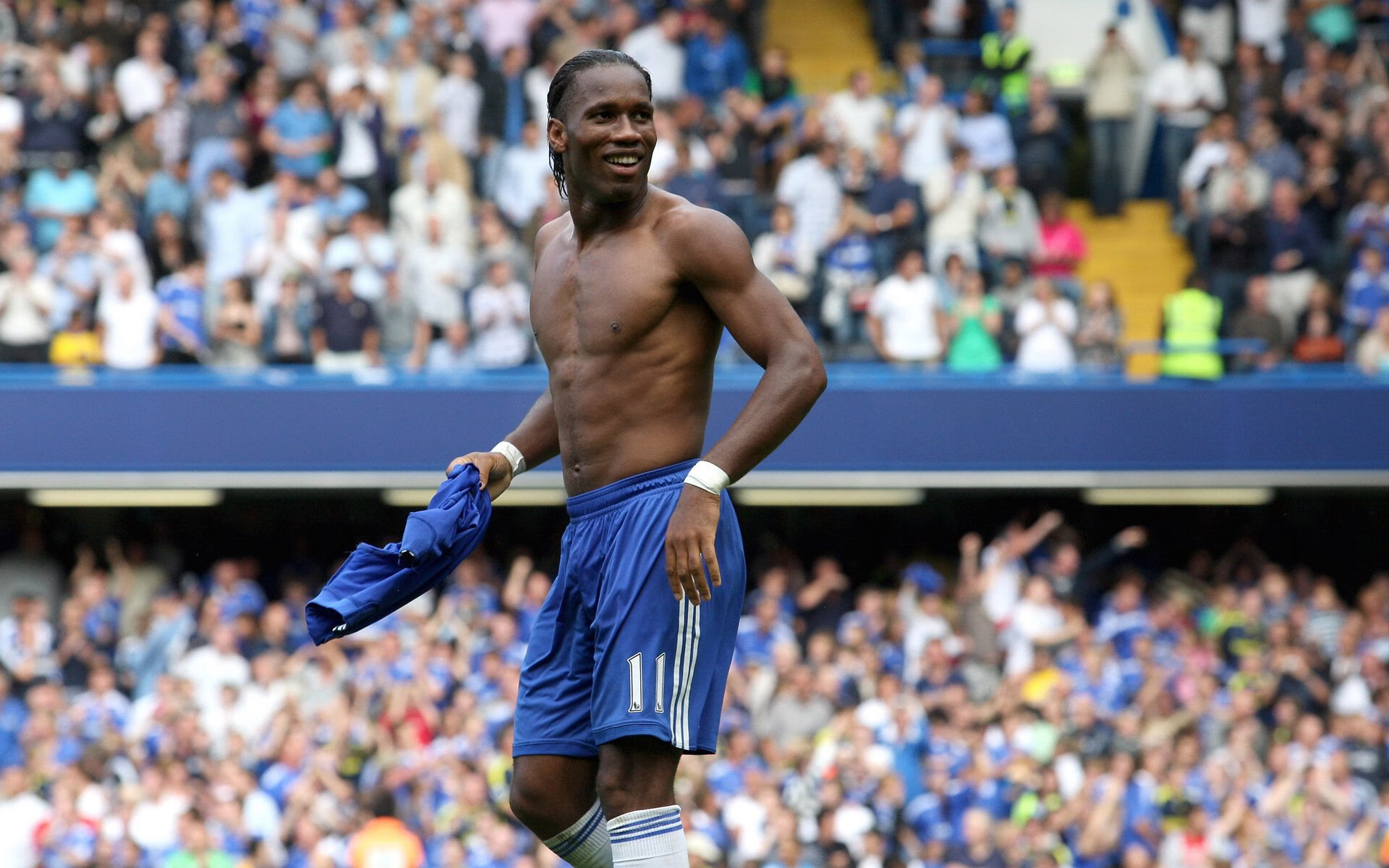 开云电竞入口-美国队前锋洛佩斯在巴黎奥运会上表现出色，洛佩斯首发